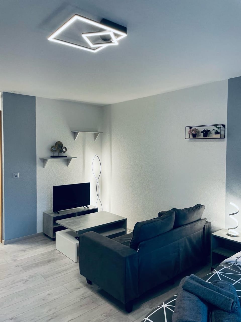 TV and multimedia, Living room, Decorative detail