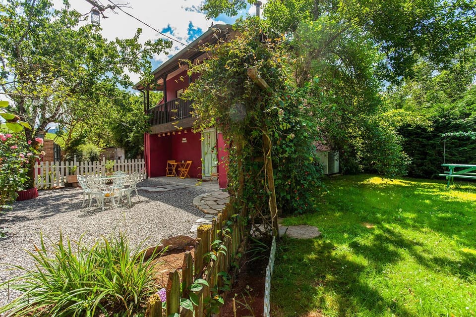 Property building, Garden