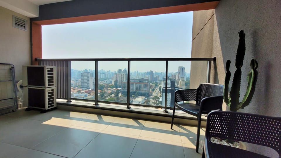 Balcony/Terrace, City view