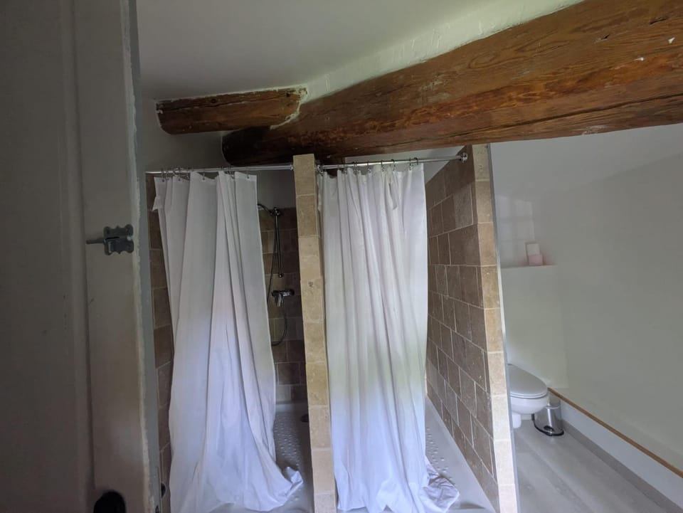 Château Sainte Colombe - Chambres Bed and Breakfast in Occitanie
