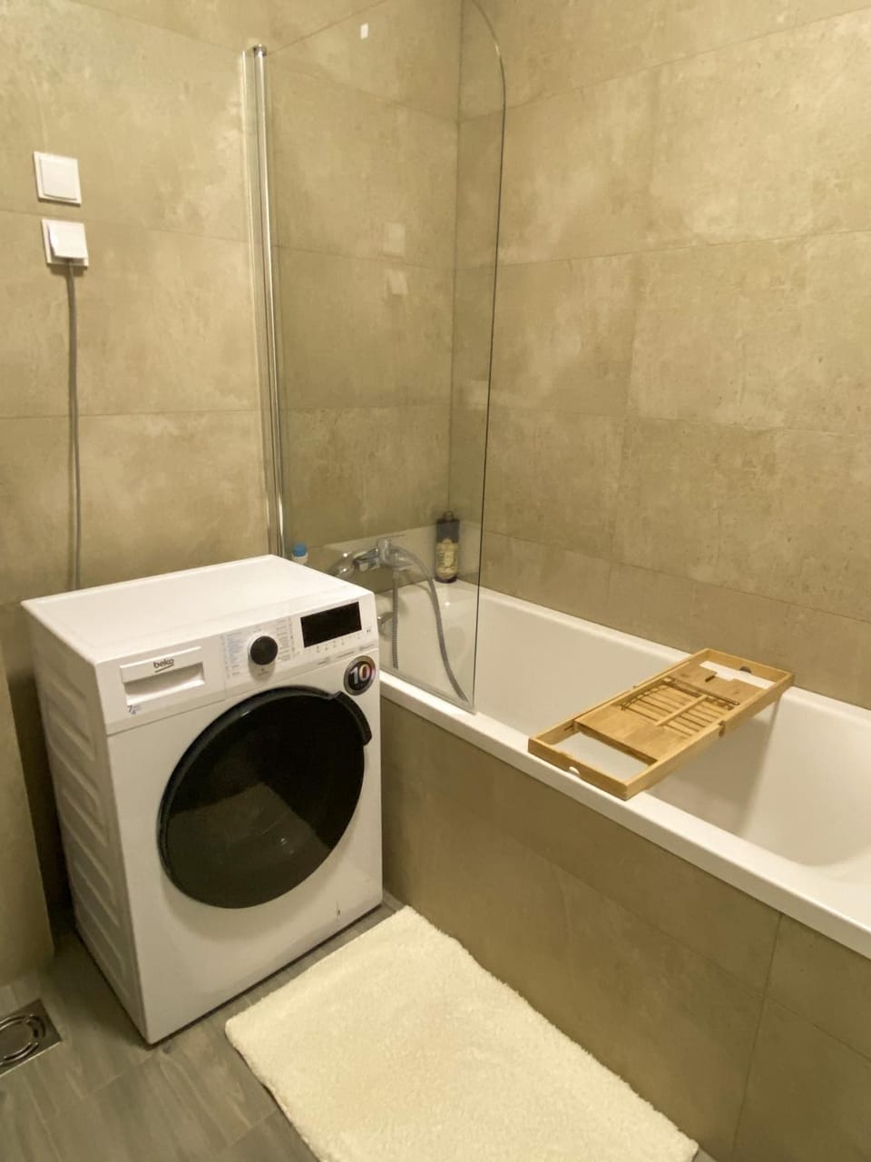 Bathroom, Bath, washing machine