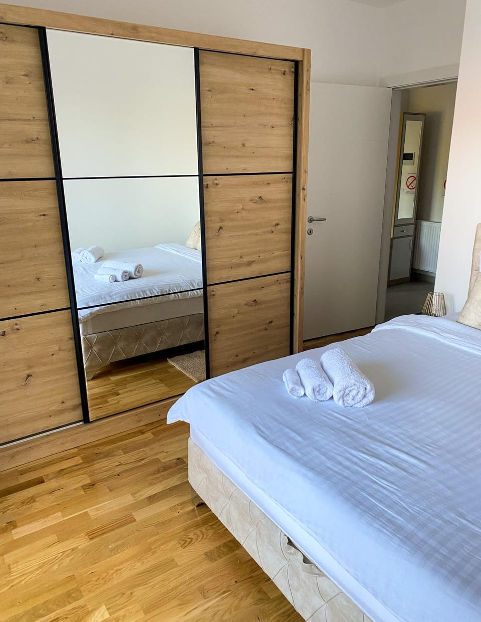 Bed, Bedroom, towels, wardrobe