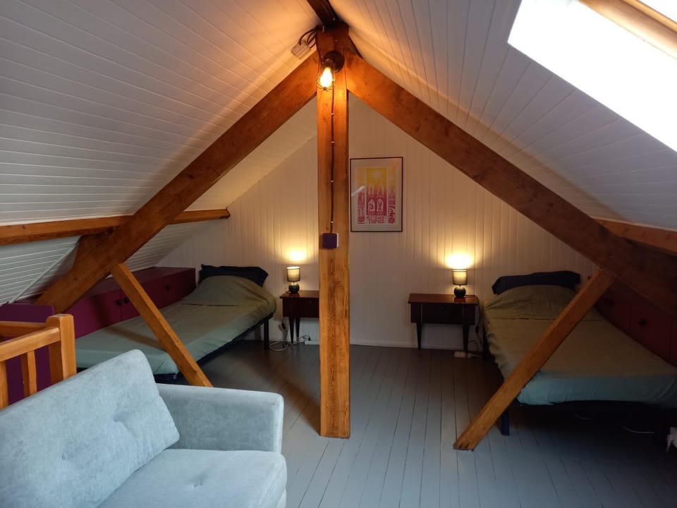 Seating area, Bedroom