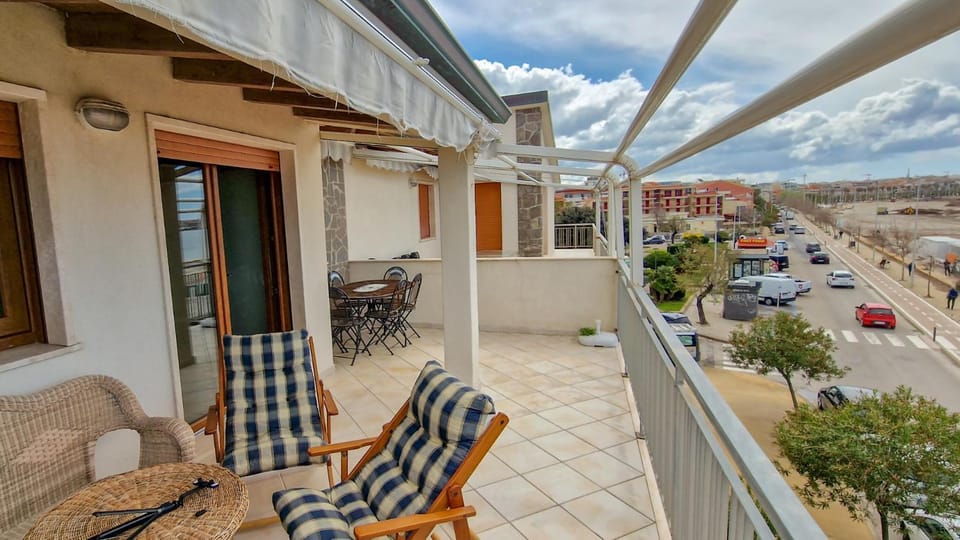 View (from property/room), Balcony/Terrace