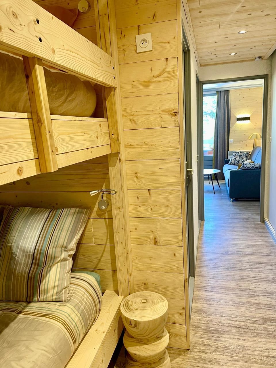 bunk bed