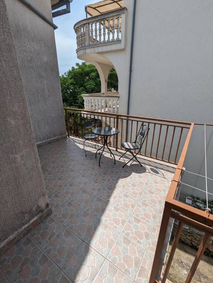 Seeview 1 bedroom apartment 50 m from beach Apartment in Šibenik-Knin County, Croatia