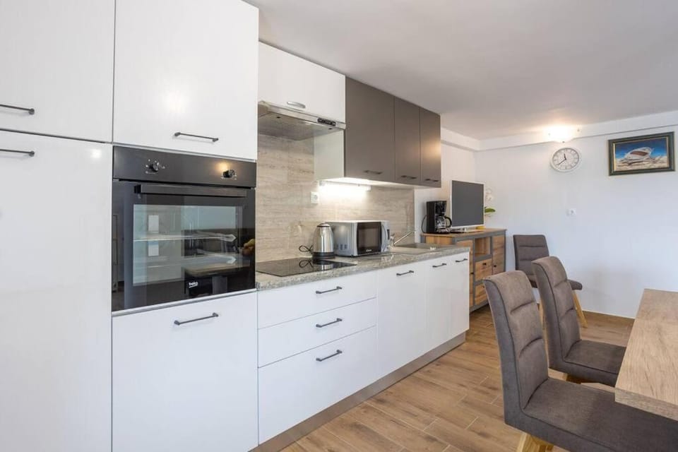 Apartman Pepa Split (Žrnovnica) Apartment in Šibenik-Knin County, Croatia