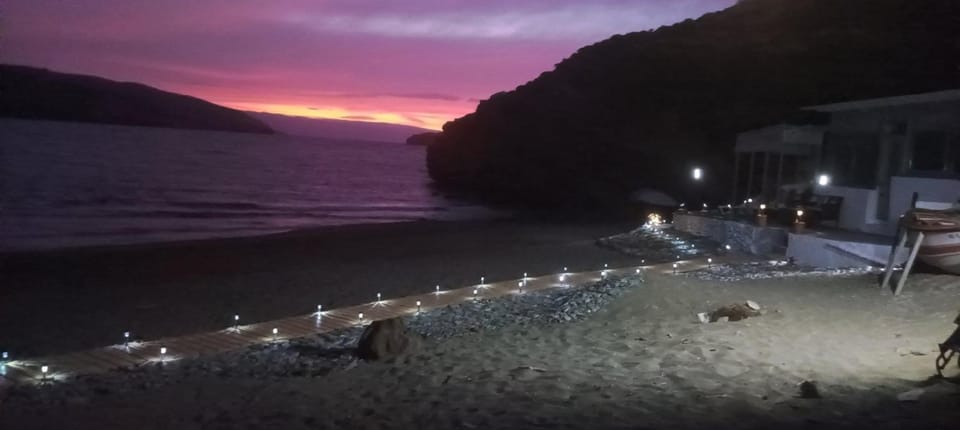 Paradise House in Decentralized Administration of the Aegean