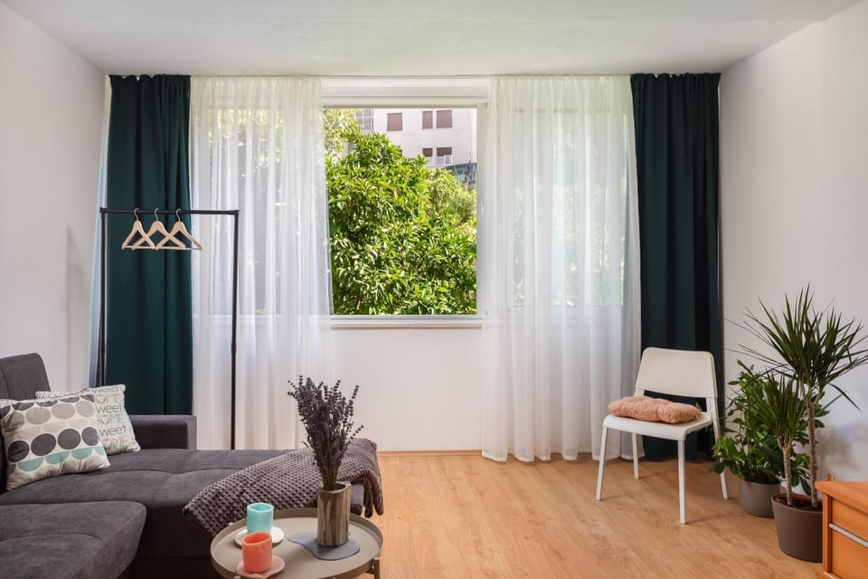 TV and multimedia, Living room, air conditioner