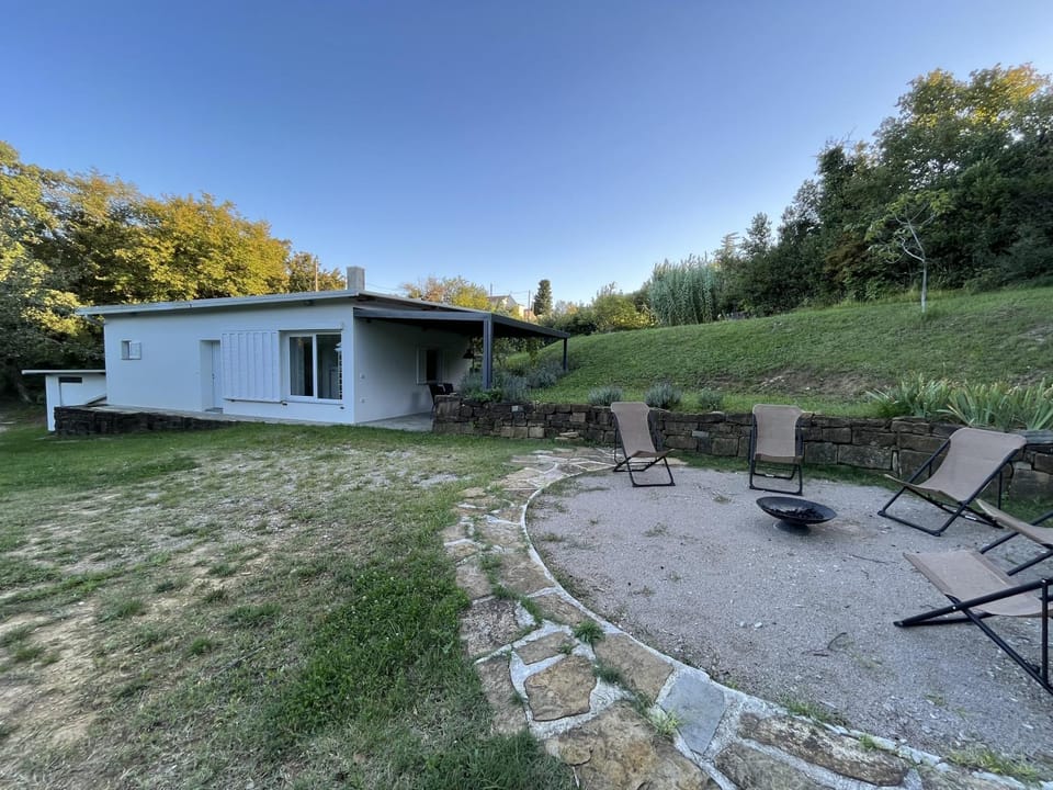 Patio, Day, Garden, Garden view