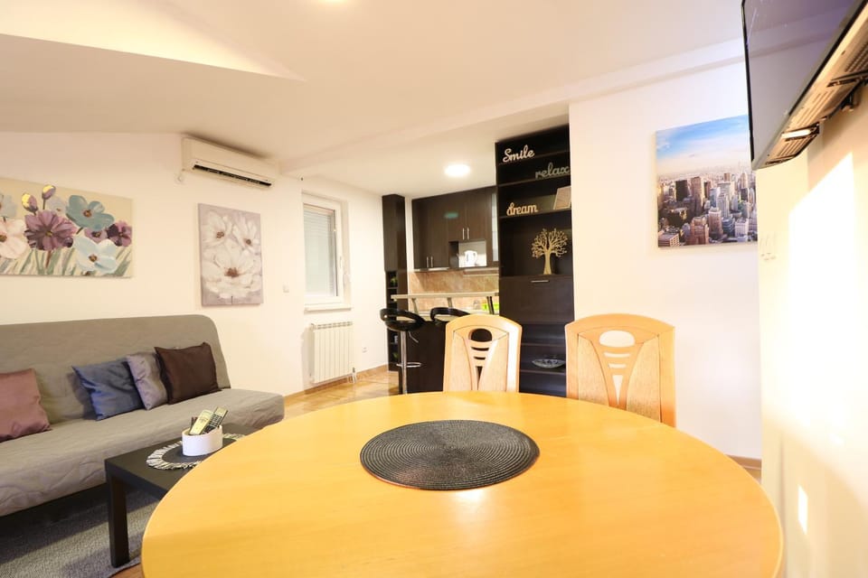Flat 23 Apartment in Belgrade