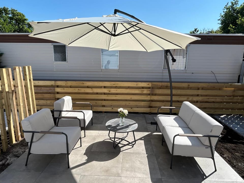 Patio, Balcony/Terrace, Seating area, sunbed