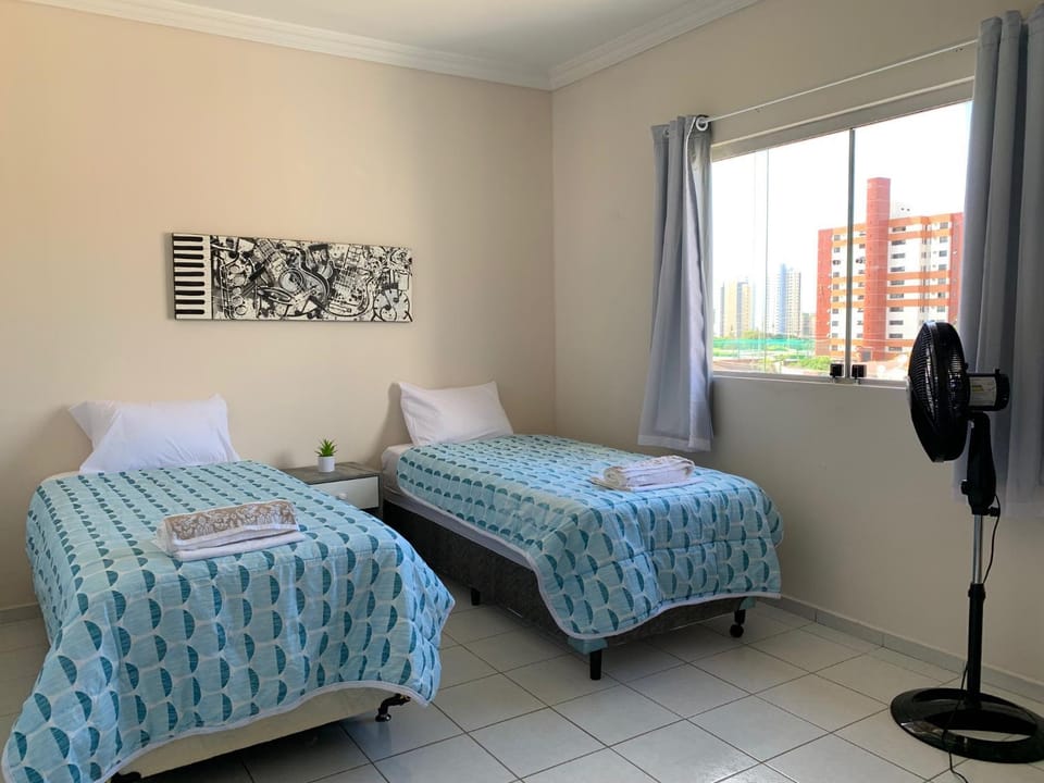 Bed, Photo of the whole room, Bedroom, fireplace