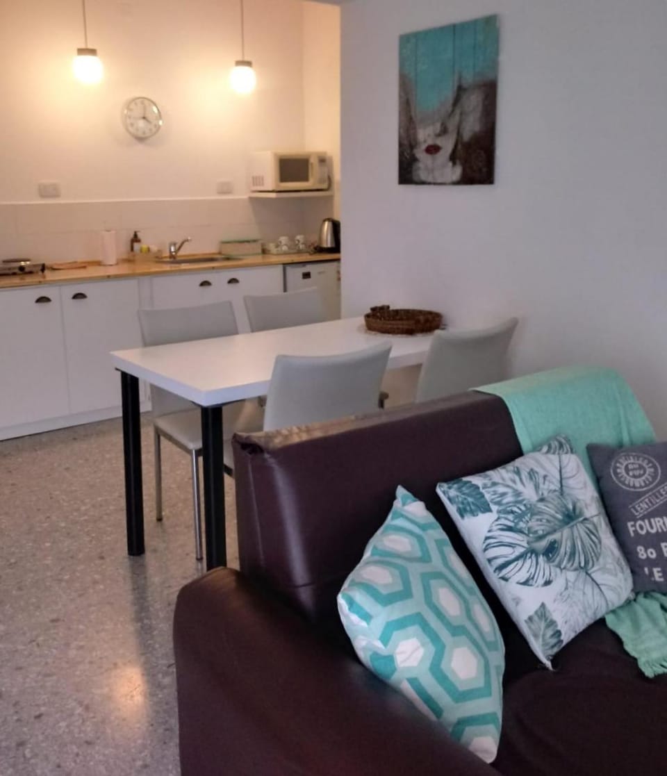 Kitchen or kitchenette, Living room, Seating area