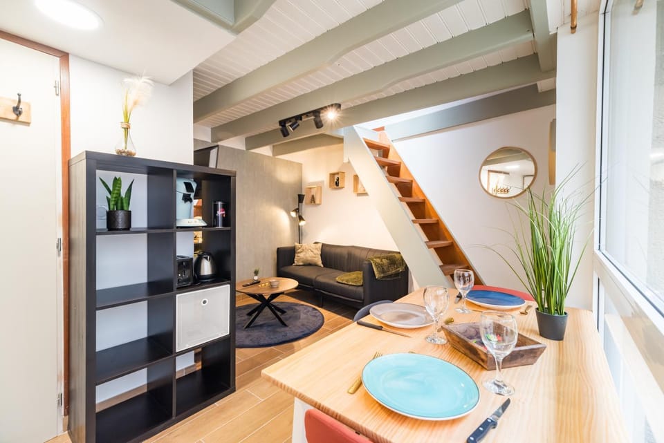 NEW: L'Écrin Secret face à la Gare ! Apartment in Brittany