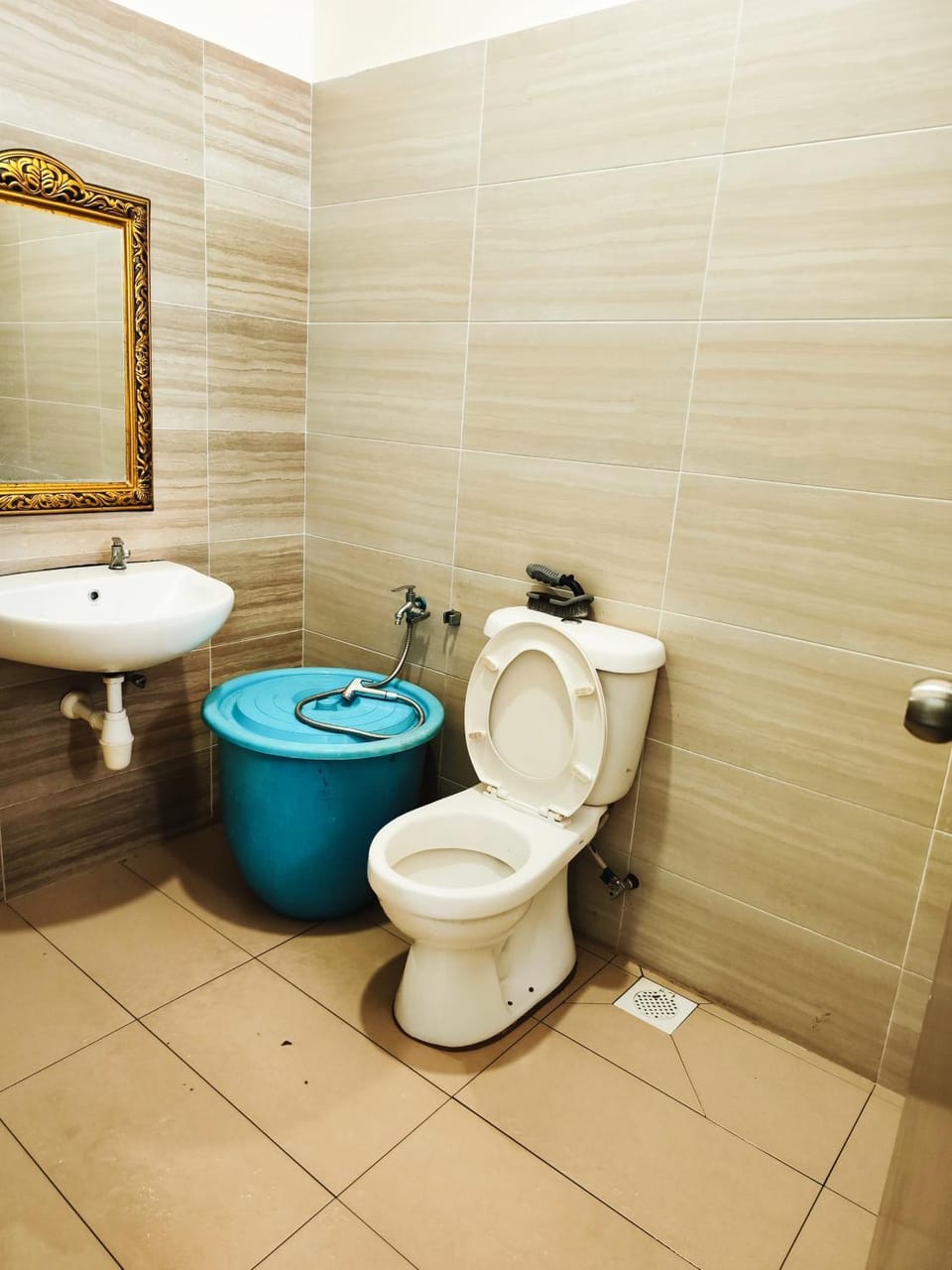 homestay sayangku islam 4 bilik House in Johor