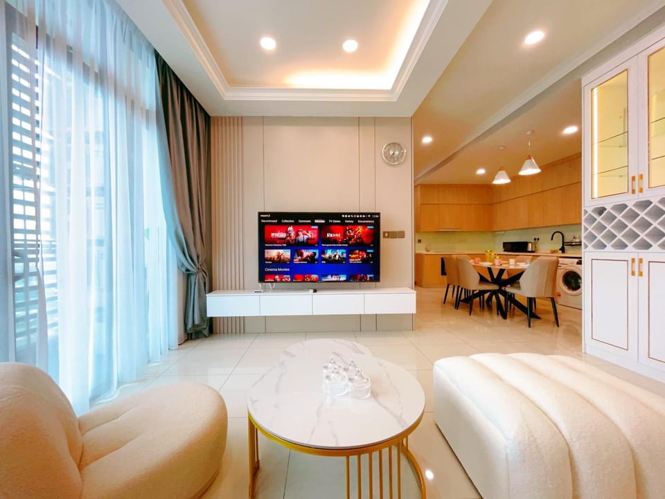 TV and multimedia, Living room, Seating area