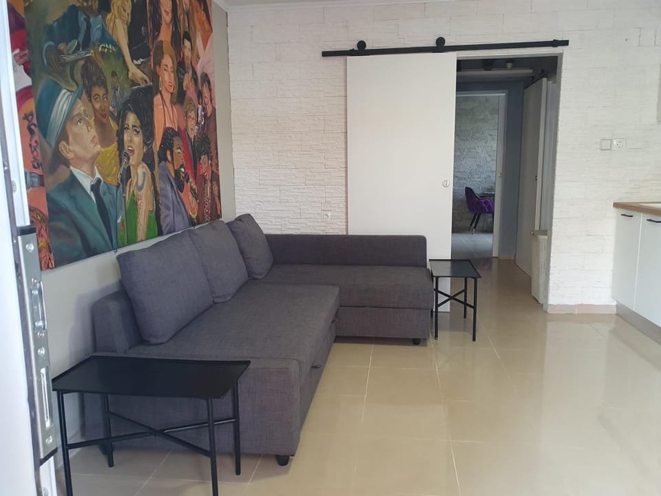 Dave Apartment Nikiti, Seaview Terrace, near Harbor Apartment in Nikiti