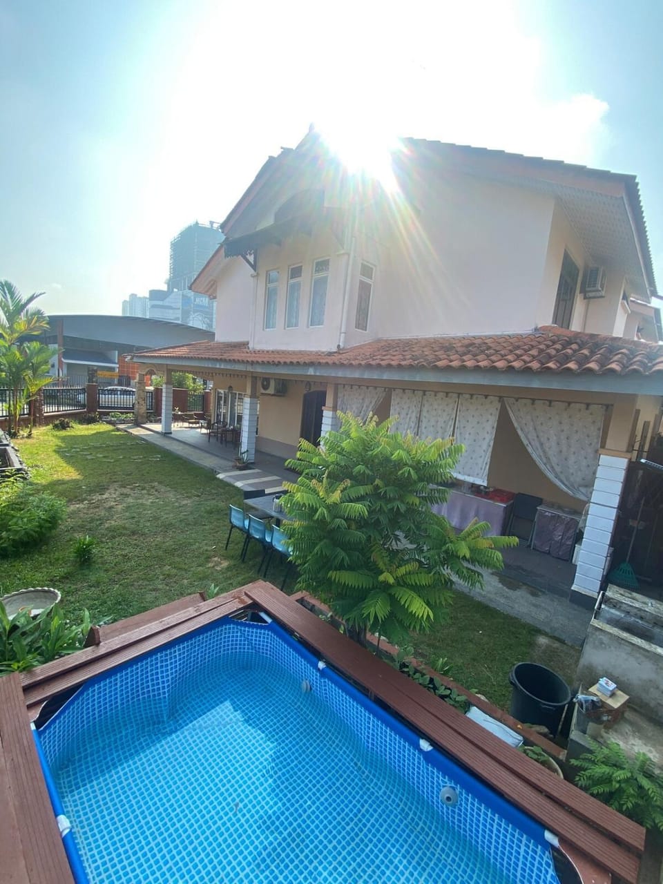 Swimming pool