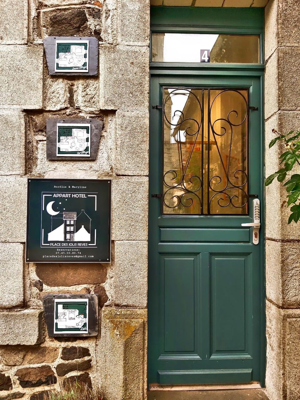 APPART HOTEL Place des Jolis Rêves Apartment hotel in Auvergne-Rhône-Alpes