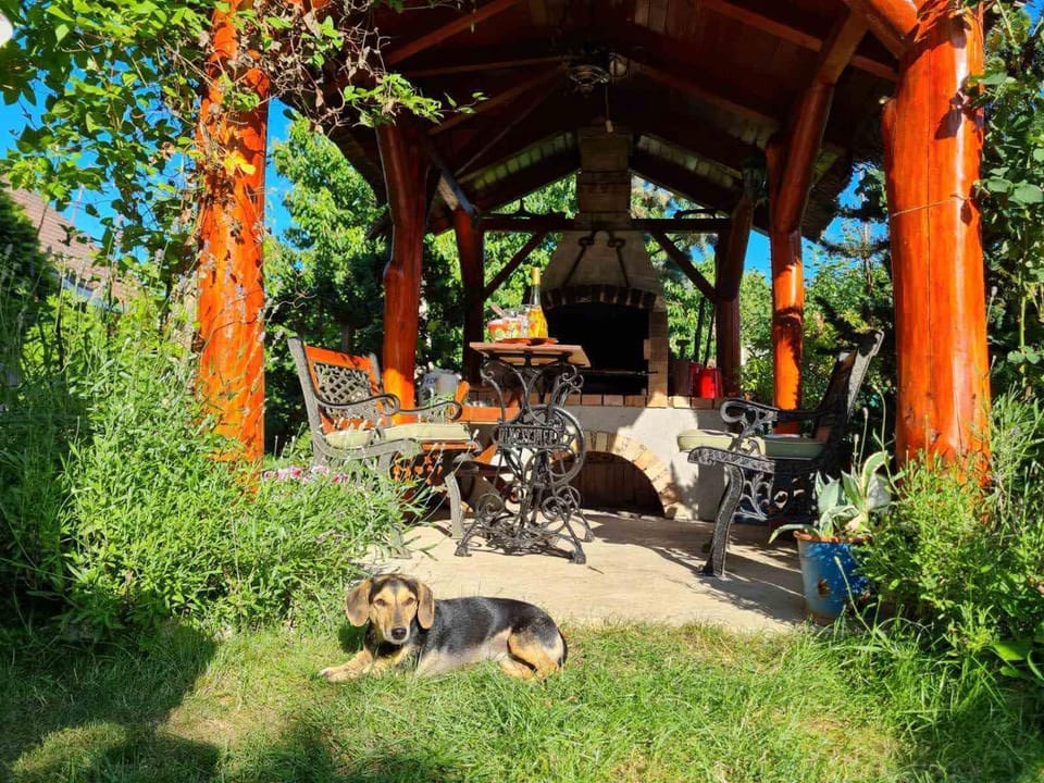 BBQ facilities, Garden