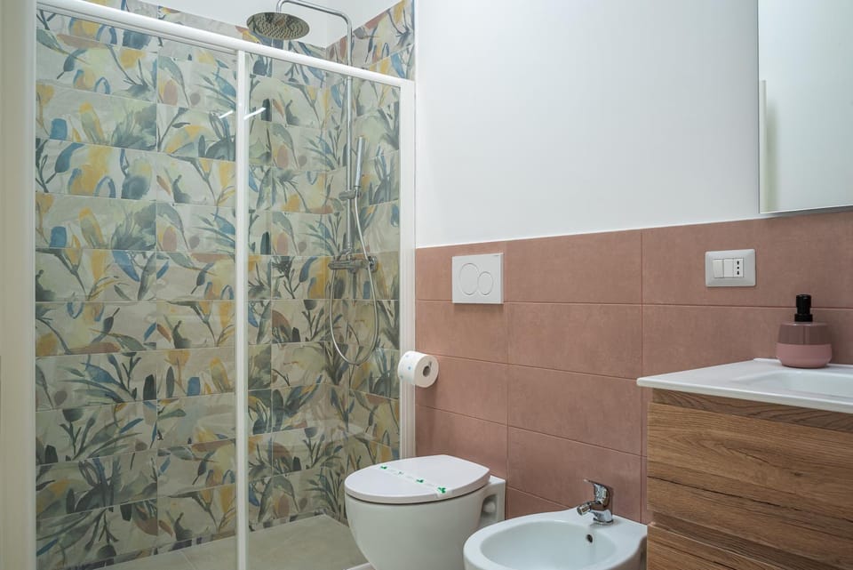 Shower, Toilet, Bathroom, bidet