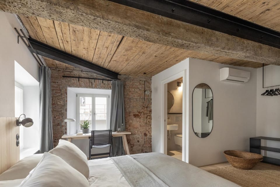 Bed, Bathroom, wardrobe