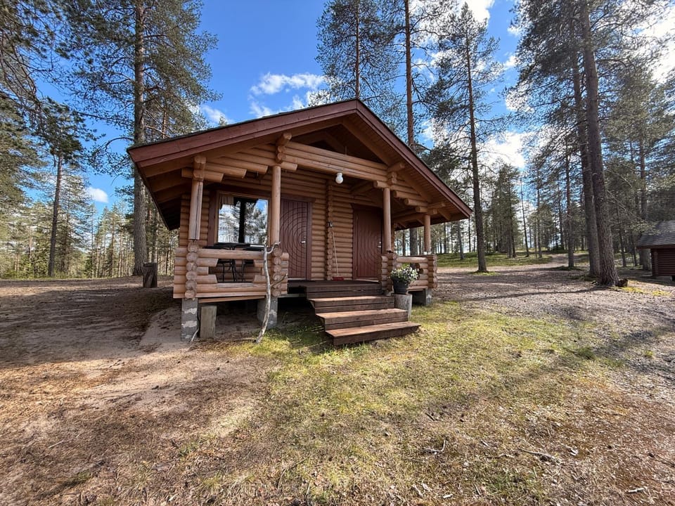 Kolmiloukon leirintäalue Campground/ 
RV Resort in Lapland