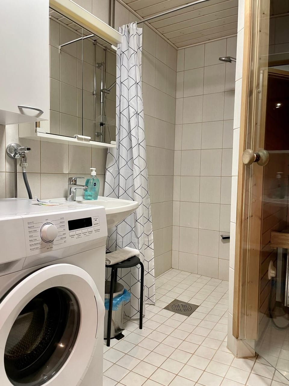 Shower, Bathroom, washing machine