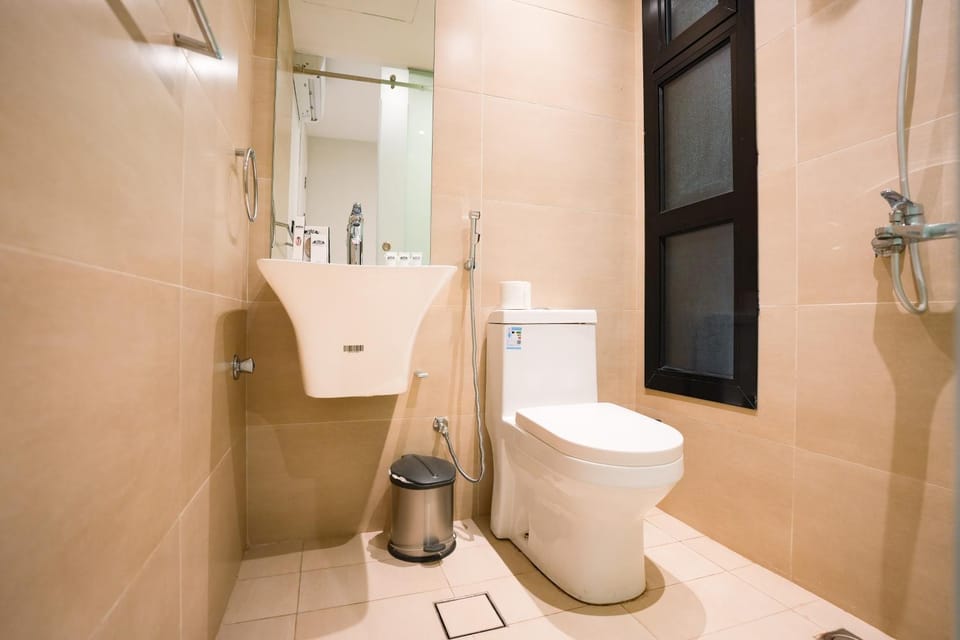 Shower, Toilet, Bathroom, bidet