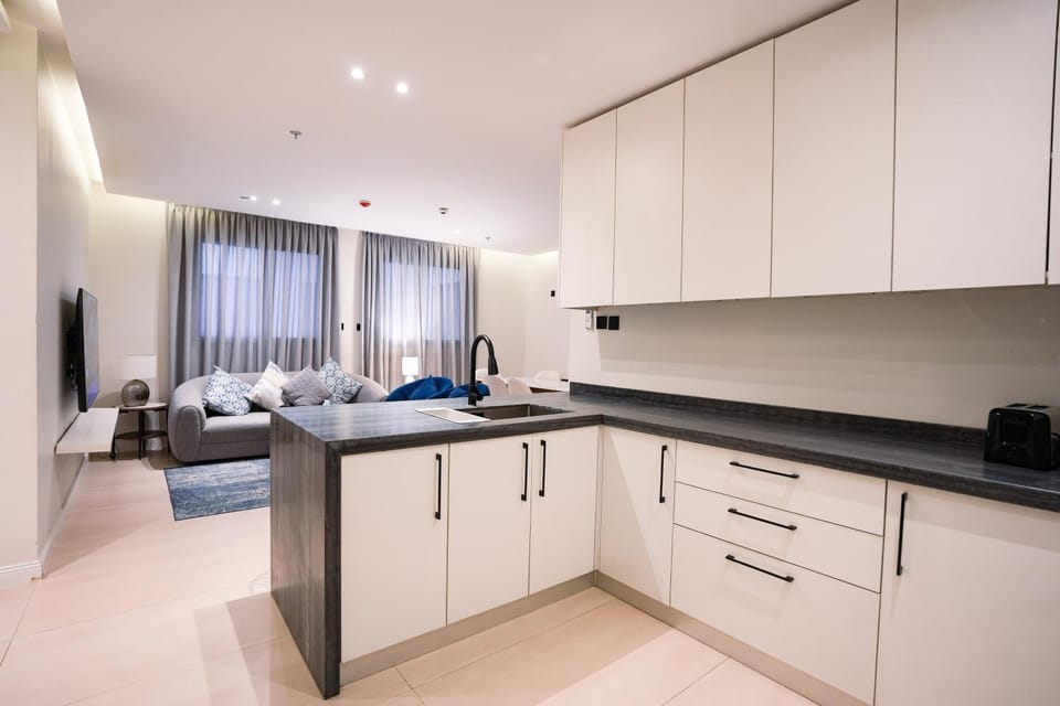 Kitchen or kitchenette, Seating area