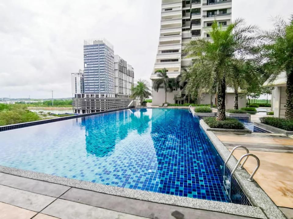 Pool view, Swimming pool
