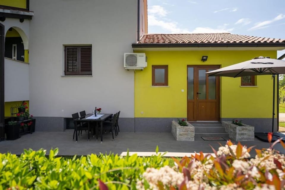 Apartman Ela Vi Apartment in Istria County