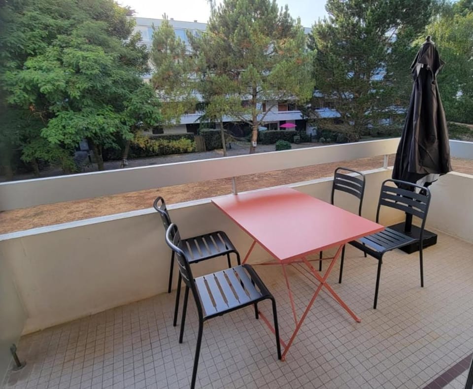 Patio, Day, View (from property/room), Balcony/Terrace, Dining area