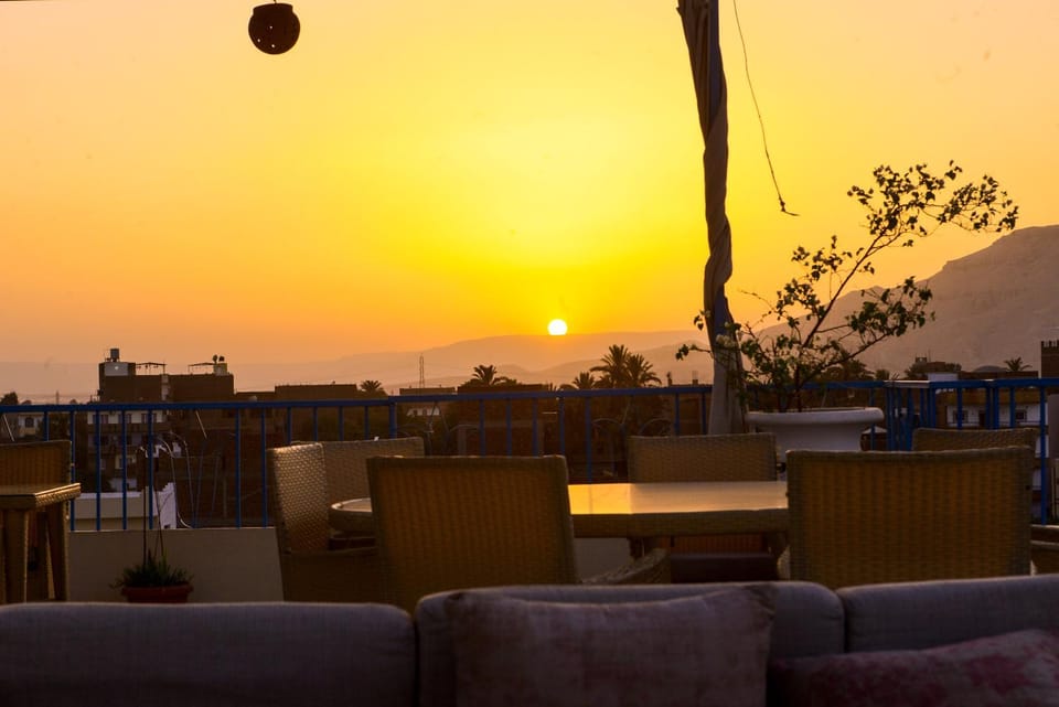 Restaurant/places to eat, Natural landscape, Mountain view, Sunset