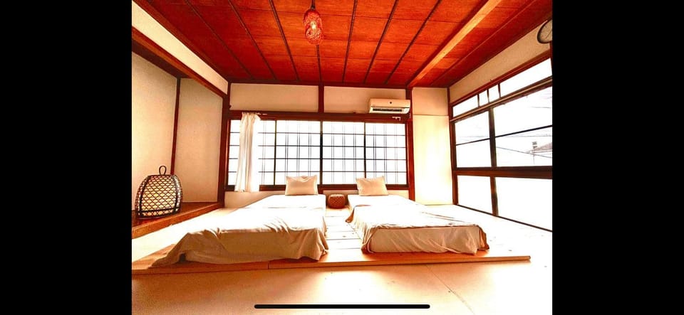 Bed, Photo of the whole room, Bedroom, air conditioner