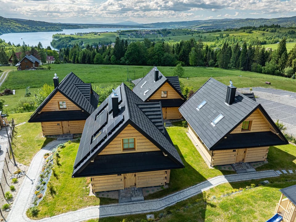 Property building, Natural landscape, Bird's eye view, Children play ground, Cycling, Pets, Lake view, Lake view, Mountain view
