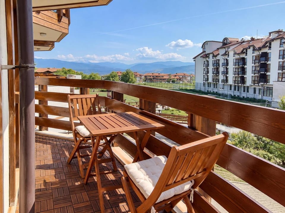 Balcony/Terrace, Dining area