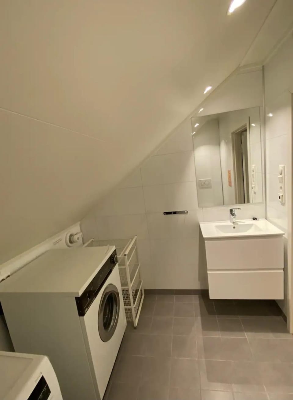 Bathroom, washing machine, dryer