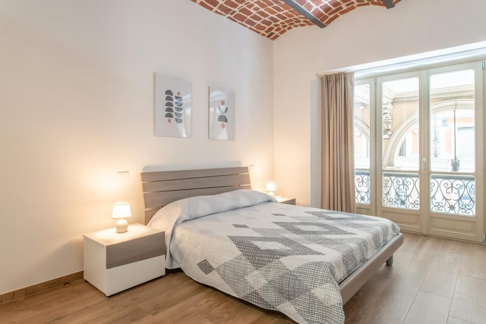 Bed, Other, Photo of the whole room, Bedroom