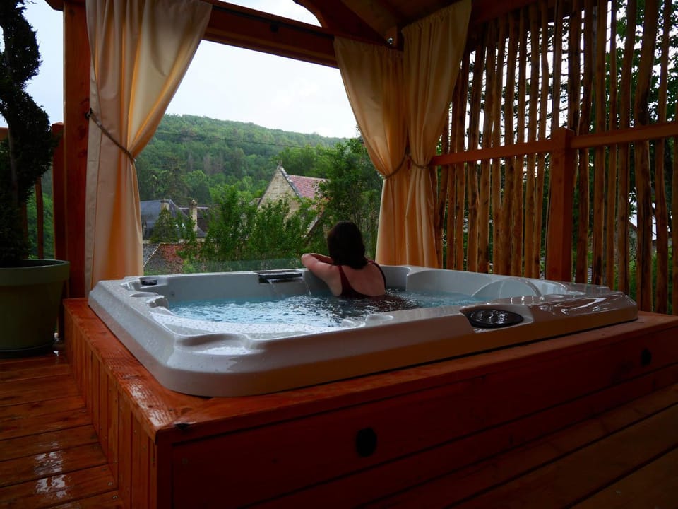 Natural landscape, Hot Tub, Mountain view