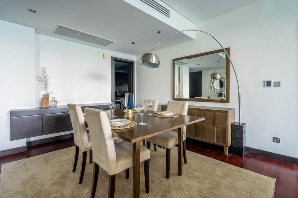 GuestReady - Burj Al Arab view at Royal Amwaj Apartment in Dubai