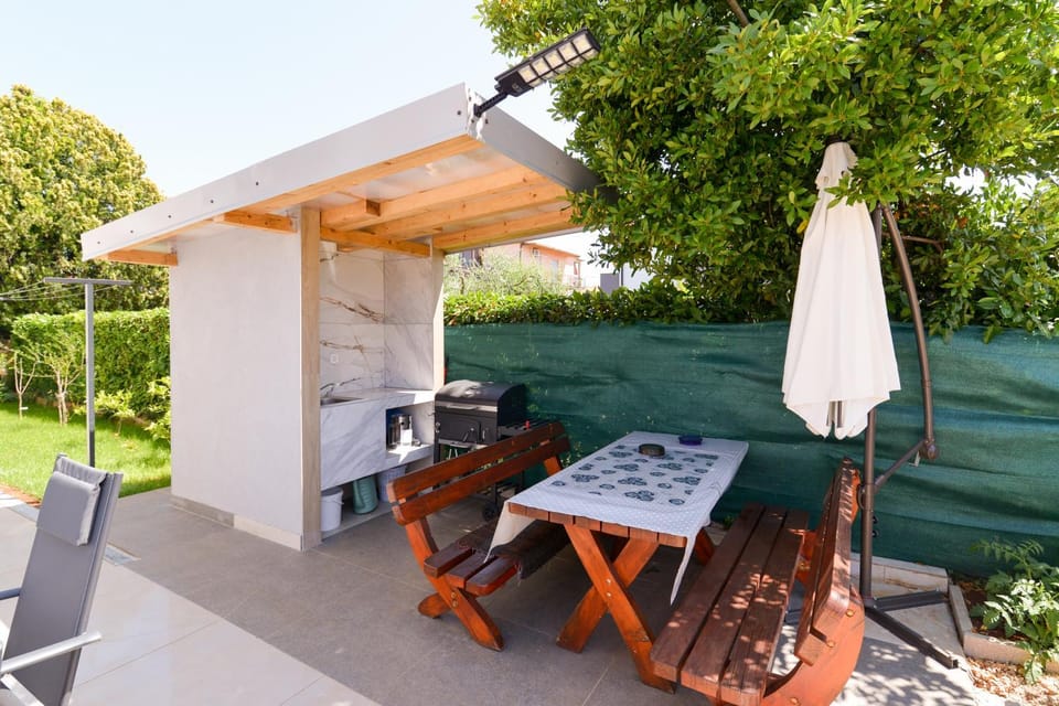 Garden, Seating area