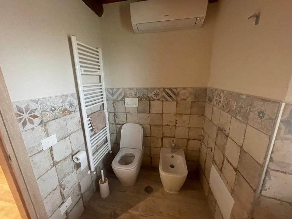 Toilet, Bathroom, bidet