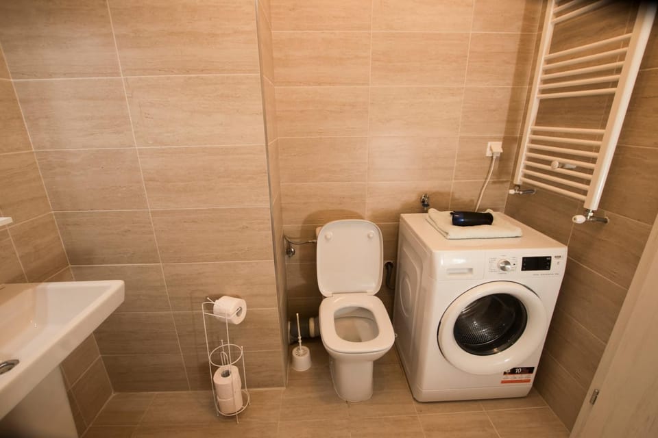 Studio Moghioros rezidence 2 Apartment in Bucharest