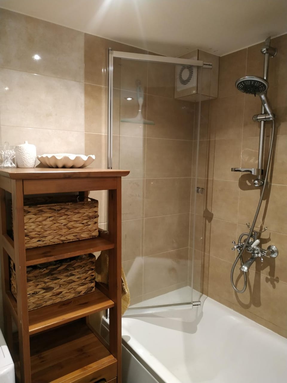 Shower, Bathroom, Bath, towels