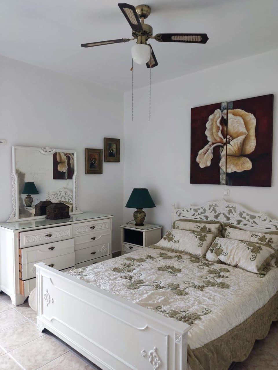 KATKA Karavas House in Islands