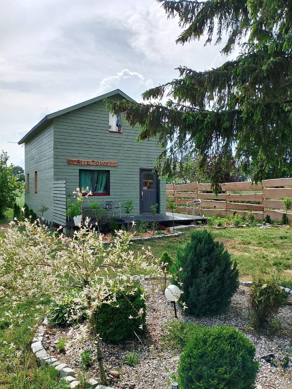 Property building, Natural landscape, Garden, Garden view