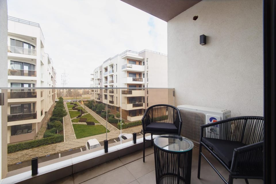Property building, Patio, Day, View (from property/room), Balcony/Terrace, Balcony/Terrace
