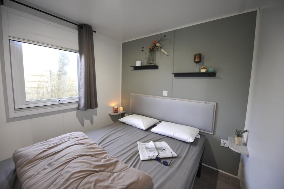 Camping Le Clairmarais Campground/ 
RV Resort in Hauts-de-France